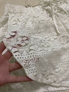 HOLLISTER Y2K White Lace Shorts