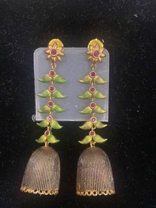 Stylish Jhumka Earrings