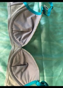 Non Padded Underwire Bra 32B