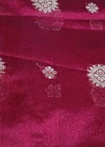 Red &amp; Gold Floral Saree