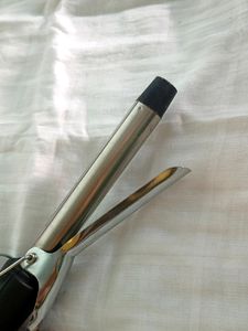 Brand New Nova Hair Curler 🍁