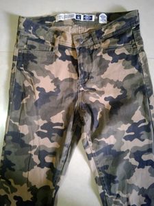 Camouflage Print Pants