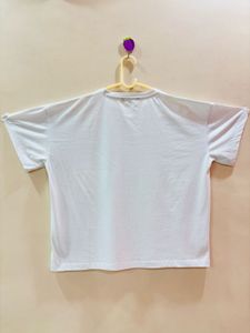 Stylish White Graphic Tee