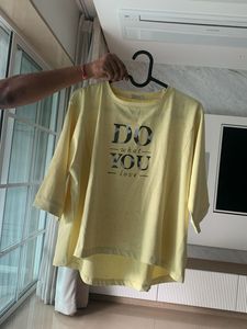 Fixed price, 3/4 sleeves, yellow T-shirt
