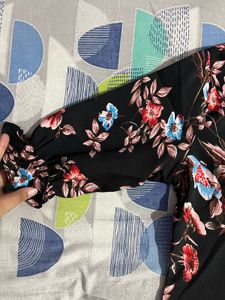 Elegant Black Floral Top – Stylish &amp; Comfortable