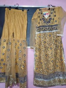 Pakistani suit