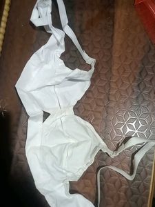 Light Weight Simple White Bra,