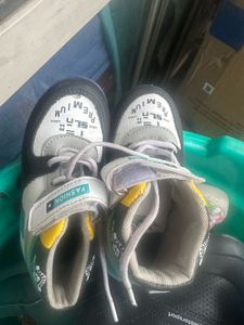 pretty unisex shoes