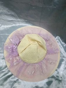 Vintage-Inspired Woven Hat with Lavender Detail