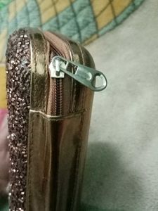 Golden purse 👜
