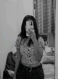 New And Trendy Floral Printed Top