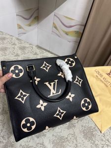Louis Vuitton OnTheGo MM