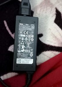 DELL LAPTOP CHARGER NEW AND ORIGINAL 45 WATT