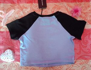 Graphic Printed Crop Top.
