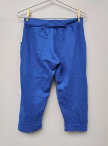 Navy Blue Stretchable Capris