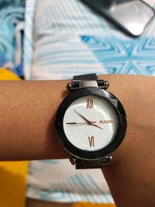 Women Black Wrist Watch