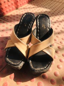 Swap Available Casual Heels