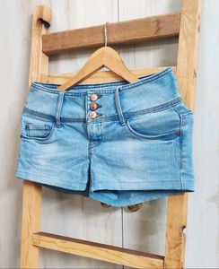 Branded Only Light Wash Denim Shorts Waist-30
