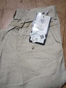 I&#39;m Selling Three Pants,which Are New With The Tag