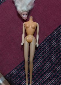 Barbie 1987 Doll body with random head.