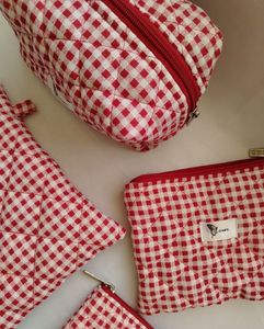 Sale🔥Pinterest Makeup Pouches❤️