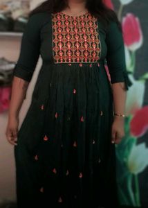 Elegant Embroidered Kurta