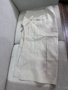 ZARA SKIRT WITH SLIT ONE SIDE