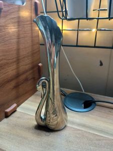 Elegance silver plated swan bud vase