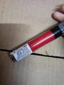 Dazzle Red Lipstick