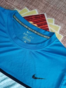 Nike’s Dri-FIT Jersey
