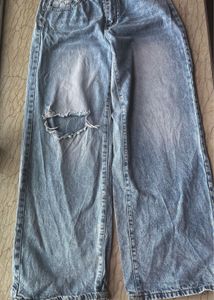 Ripped Denim Baggy Jeans