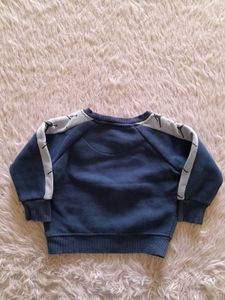 Navy Blue Sweatshirt For Boy&#39;s