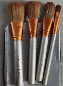 VLCC  Aloe Vera Gel + Makeup brush set (10