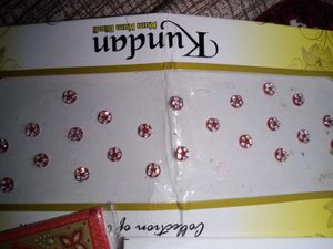 Bindis - Forehead Stickers