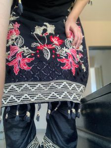 Pakistani Suits With Dupatta And Pant