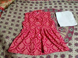 Pink Damask Print Sleeveless Top