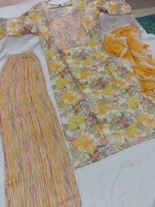 beautiful top bottom and duppata