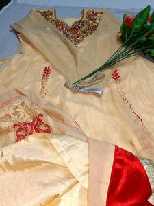 Ethenic Cream With Stone Gown