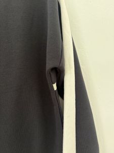 Unisex Reebok Sweatshirt