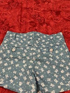 Floral High-Waisted American Eagle Shorts