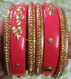 Lac Bangles