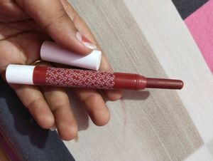 Kay Beauty Crayon Lipstick