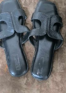 Women's Flat Sandals