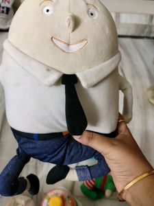 combo of soft toys