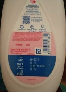 Johnson&#39;s Baby Lotion 😍