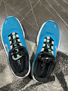 ON running shoes for men most trendy
