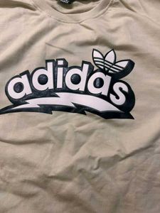 Adidas T-shirt