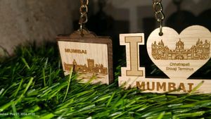 Bombay Vibe Keychain