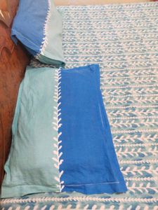 Trident Comfort Living Cotton Bedsheet With Pillow