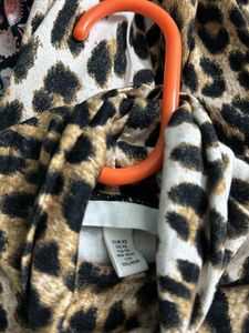 H&amp;M Turtle Neck Cheetah Prints Top